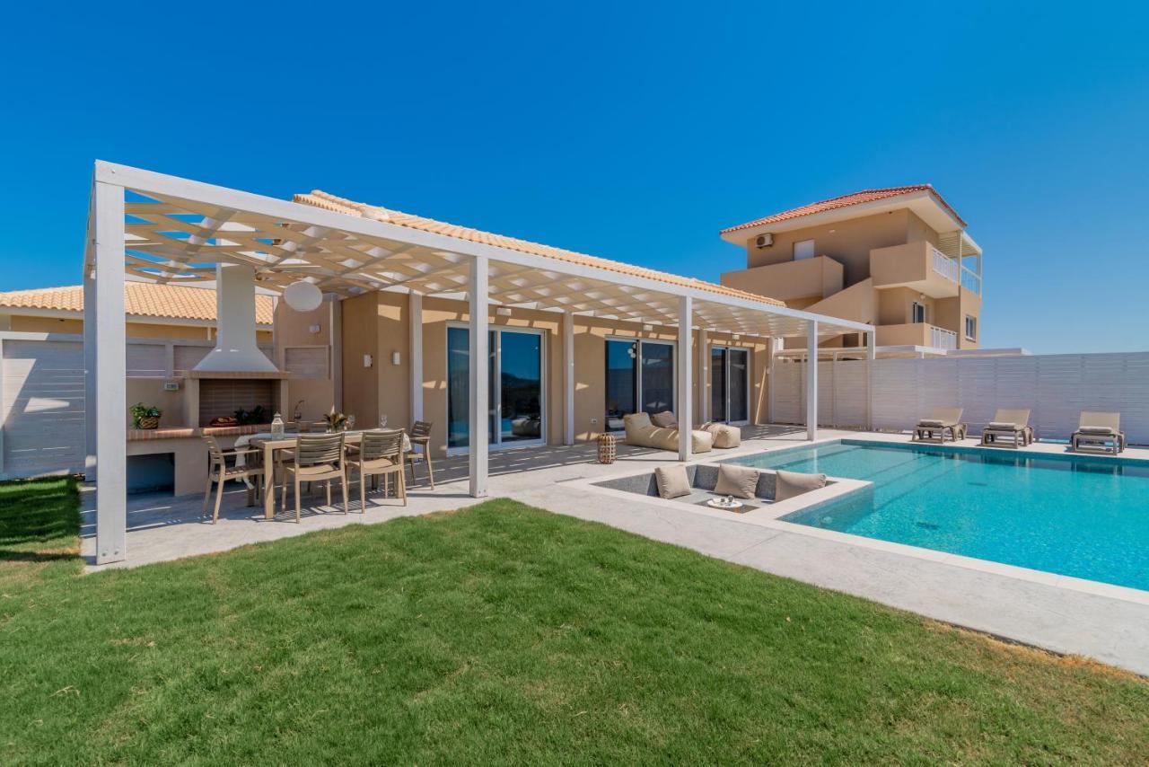 Spartakos Luxury Villa 2 Koukounariá Exterior photo